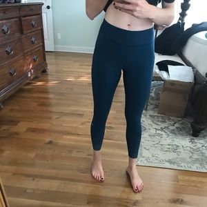 LuluLemon dark blue 7/8 leggings scalloped edge